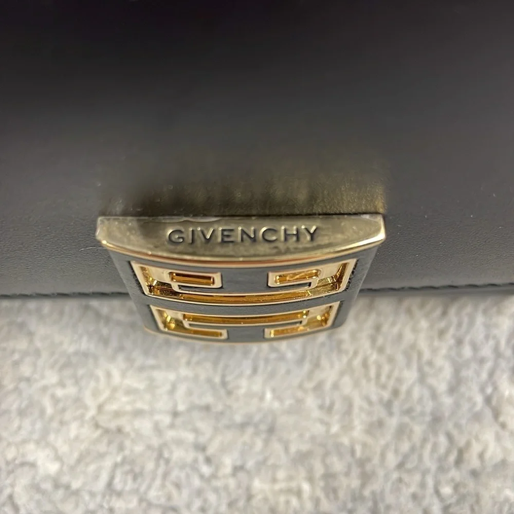 New Givenchy 4G Wallet in Black Leather Compact Trifold